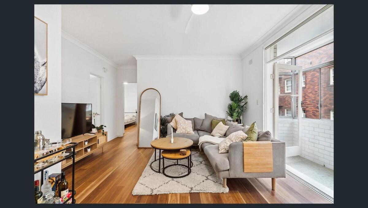 Randwick Luxury 2 Bed With Parking & Study Desks *